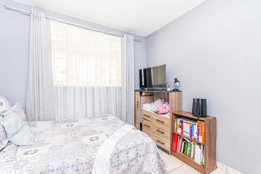 2 Bedroom Property for Sale in Florida Gauteng