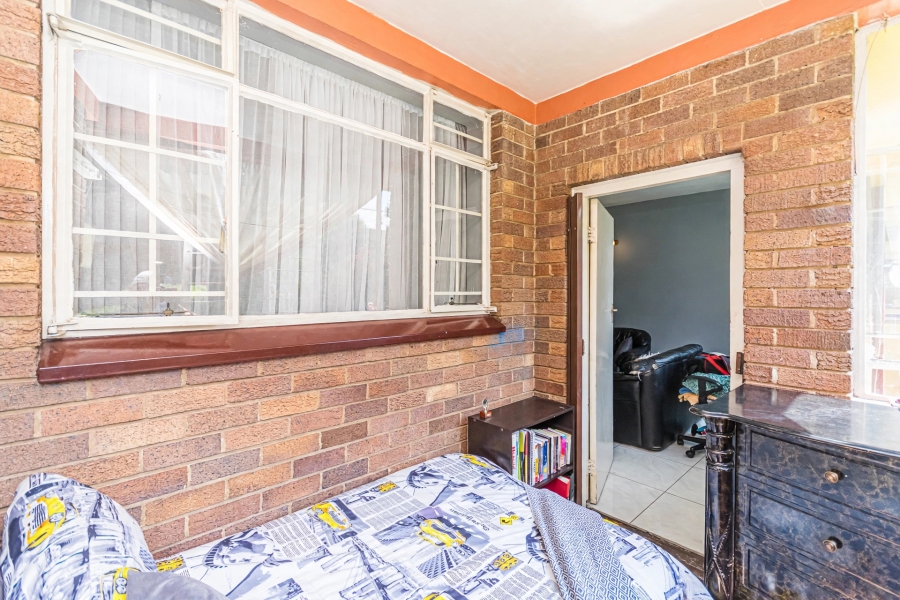 2 Bedroom Property for Sale in Florida Gauteng