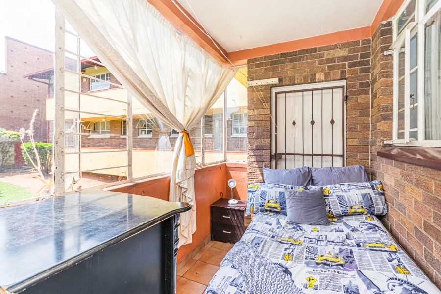 2 Bedroom Property for Sale in Florida Gauteng