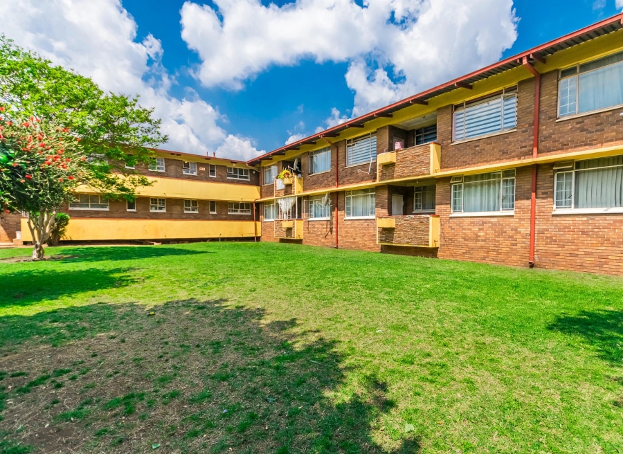 2 Bedroom Property for Sale in Florida Gauteng