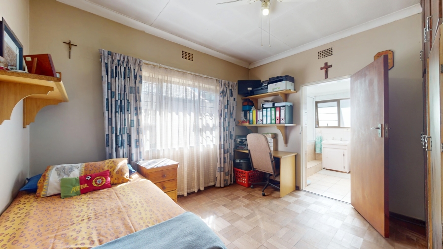 5 Bedroom Property for Sale in Ravenswood Gauteng