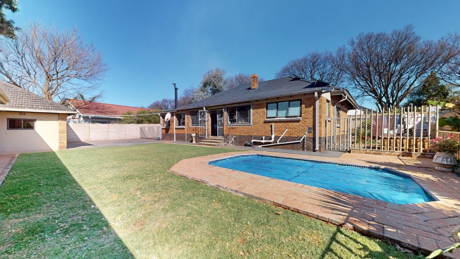 5 Bedroom Property for Sale in Ravenswood Gauteng
