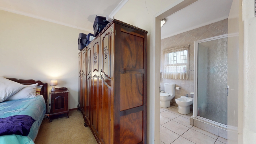 5 Bedroom Property for Sale in Ravenswood Gauteng
