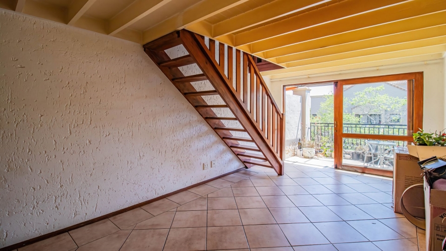 1 Bedroom Property for Sale in Pineslopes Gauteng