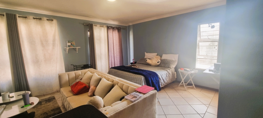 1 Bedroom Property for Sale in Hatfield Gauteng