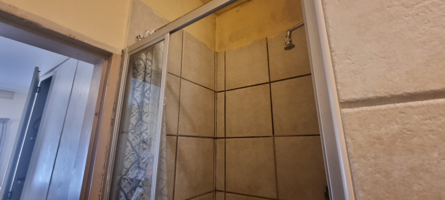 1 Bedroom Property for Sale in Hillcrest Gauteng