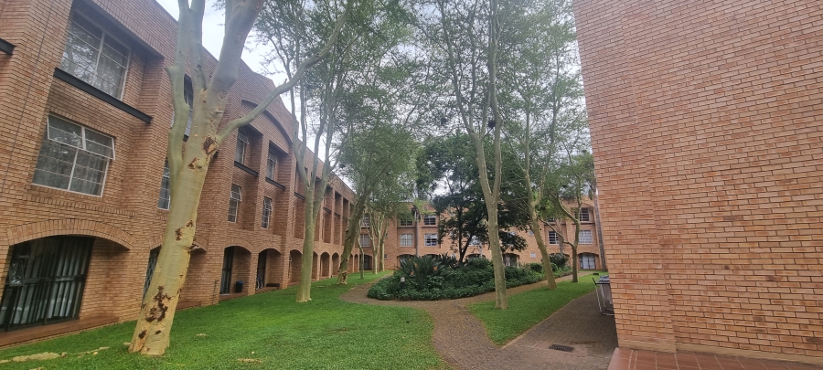 1 Bedroom Property for Sale in Hillcrest Gauteng