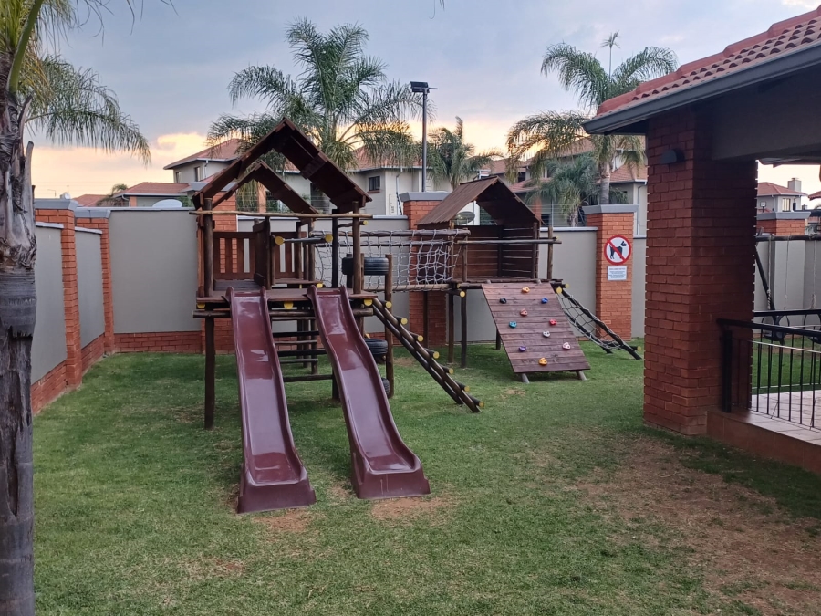 To Let 2 Bedroom Property for Rent in Solheim Gauteng