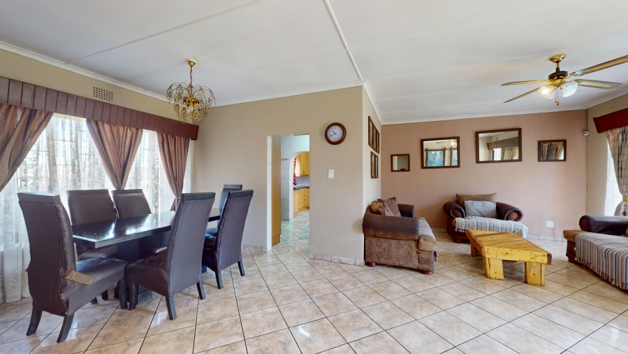 3 Bedroom Property for Sale in Rondebult Gauteng