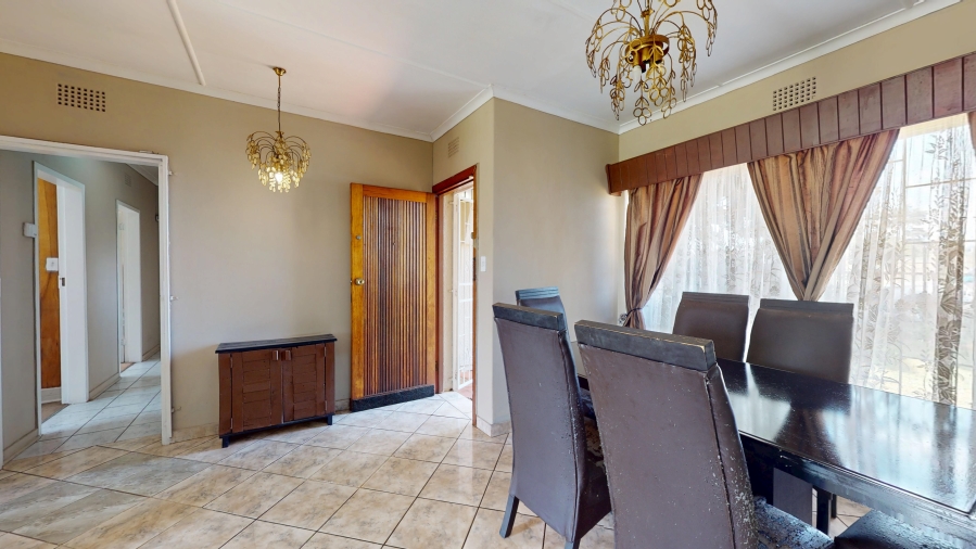 3 Bedroom Property for Sale in Rondebult Gauteng