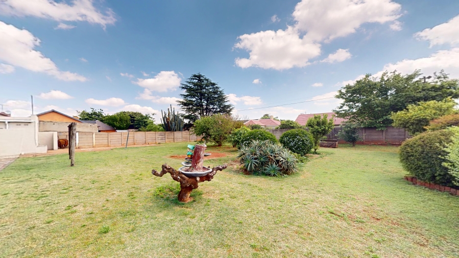 3 Bedroom Property for Sale in Rondebult Gauteng