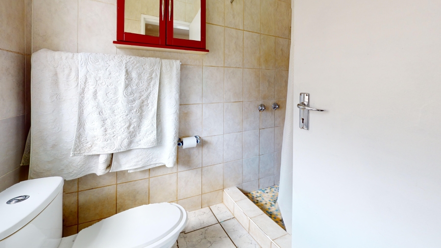 3 Bedroom Property for Sale in Rondebult Gauteng