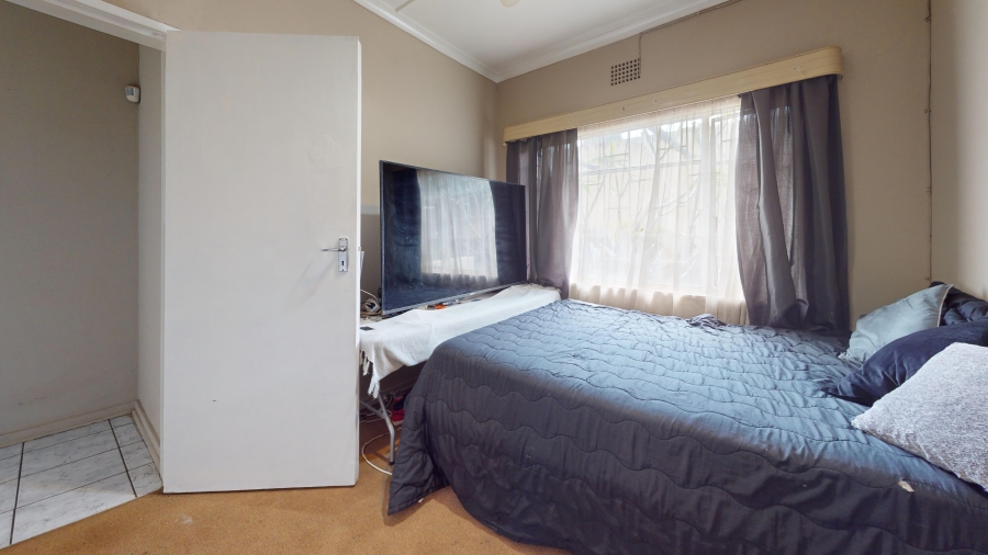 3 Bedroom Property for Sale in Rondebult Gauteng
