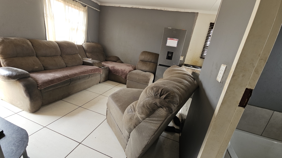 2 Bedroom Property for Sale in Dersley Gauteng