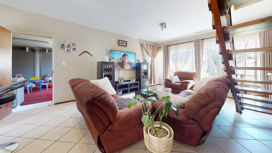 3 Bedroom Property for Sale in Eveleigh Gauteng