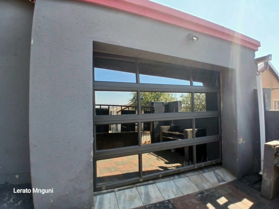 3 Bedroom Property for Sale in Gem Valley Gauteng