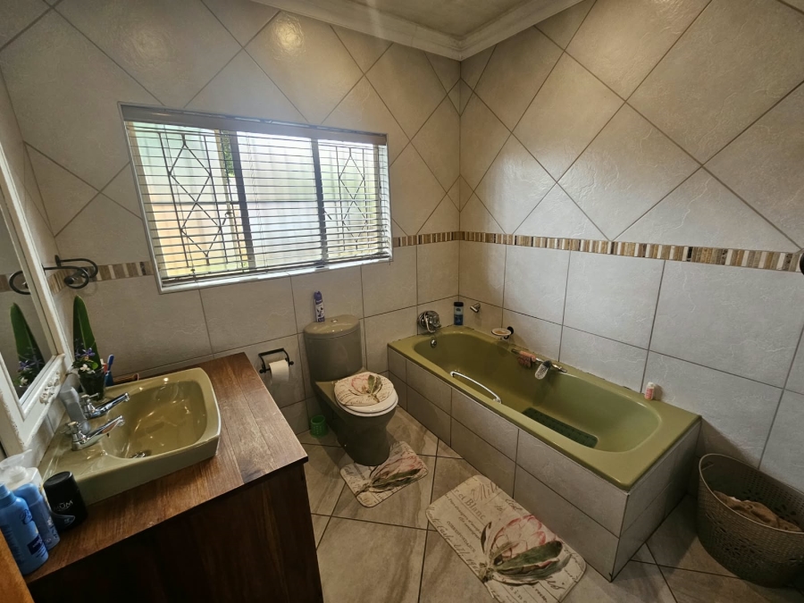 3 Bedroom Property for Sale in Theresa Park Gauteng