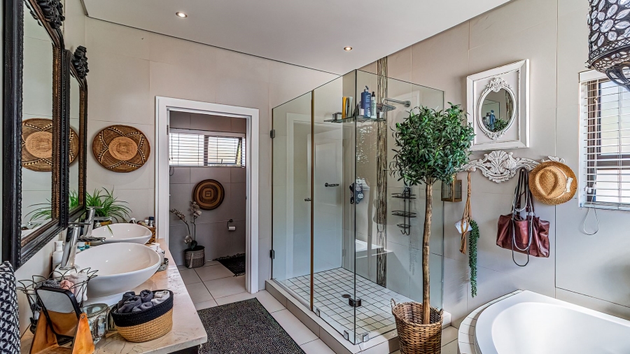 4 Bedroom Property for Sale in Bedfordview Gauteng