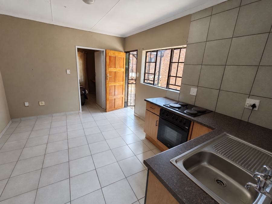 1 Bedroom Property for Sale in Philip Nel Park Gauteng