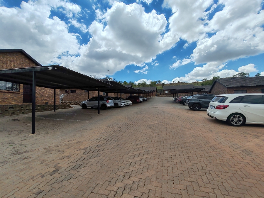 1 Bedroom Property for Sale in Philip Nel Park Gauteng
