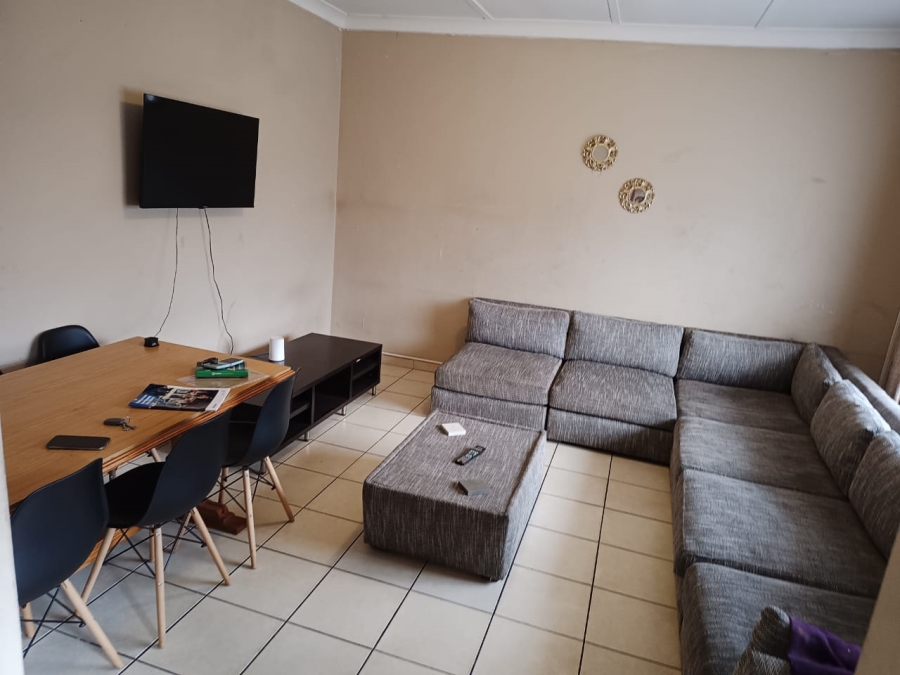 2 Bedroom Property for Sale in West Turffontein Gauteng