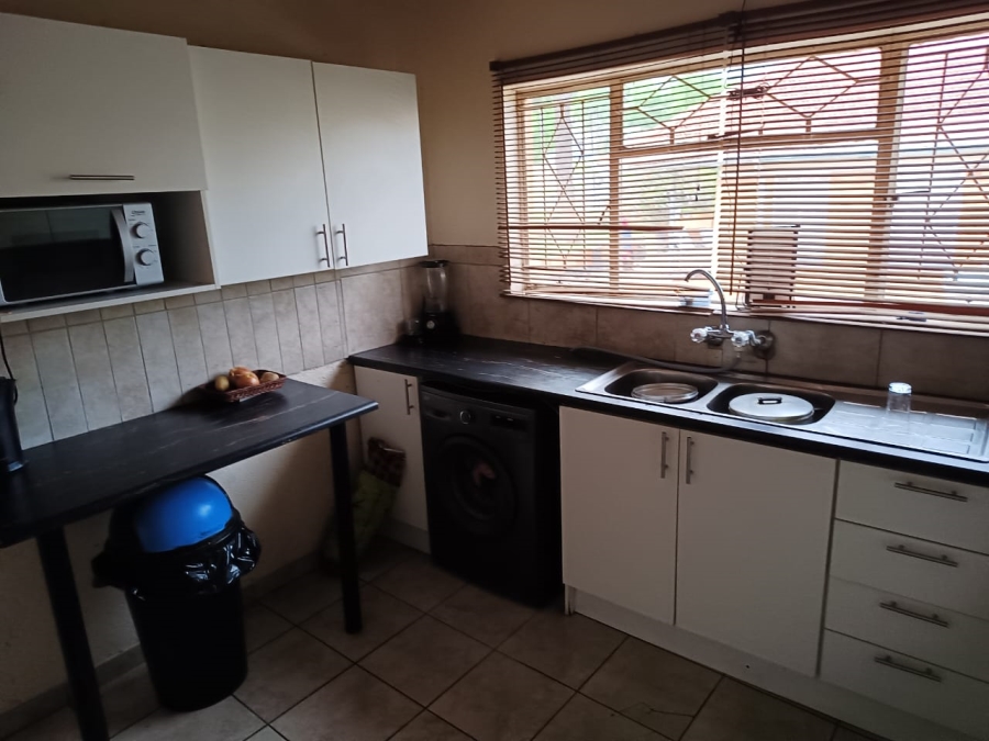 2 Bedroom Property for Sale in West Turffontein Gauteng
