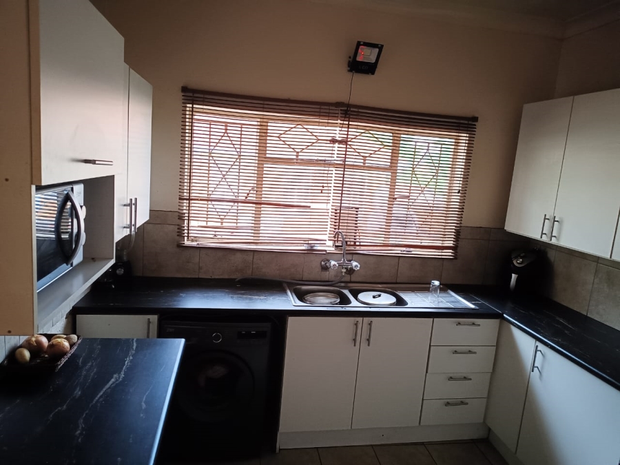 2 Bedroom Property for Sale in West Turffontein Gauteng