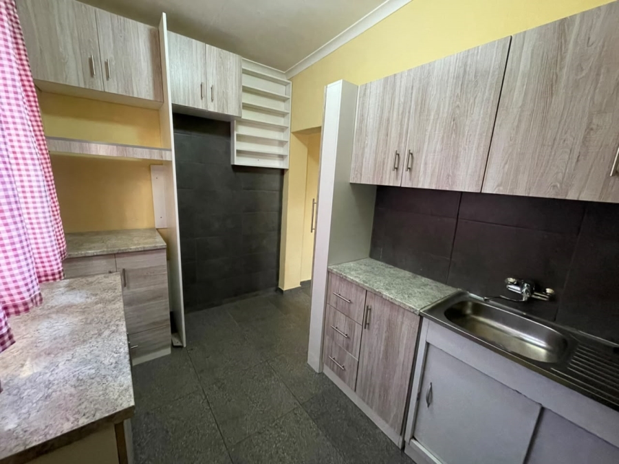 To Let 1 Bedroom Property for Rent in Cinderella Gauteng