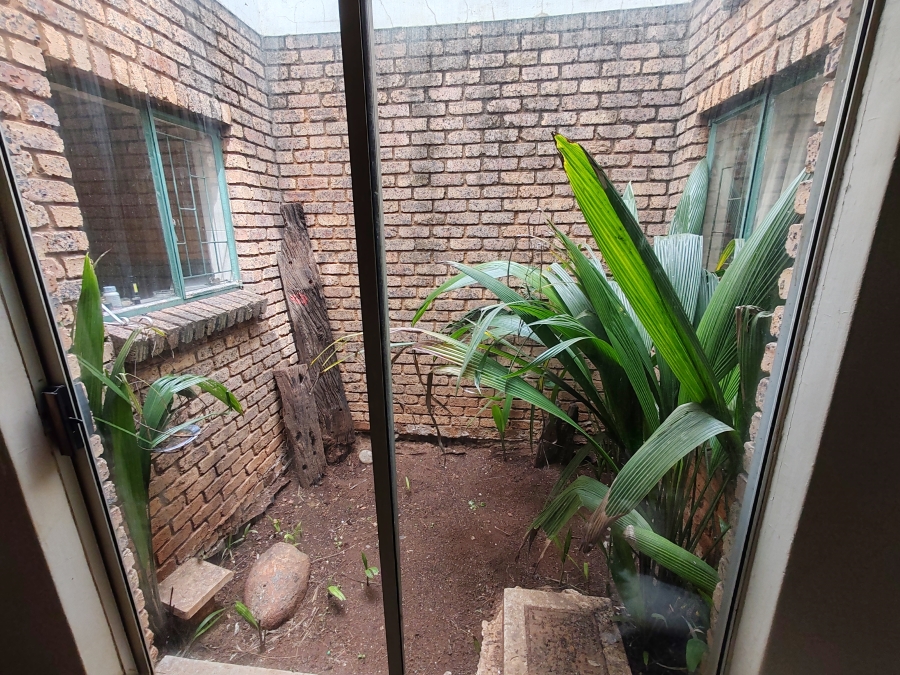 3 Bedroom Property for Sale in Villieria Gauteng