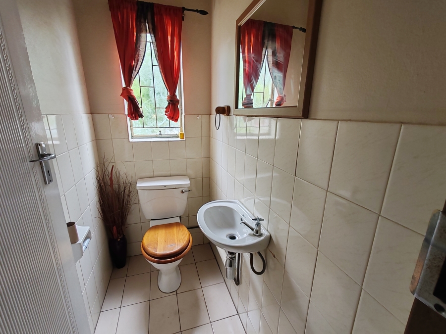 3 Bedroom Property for Sale in Villieria Gauteng