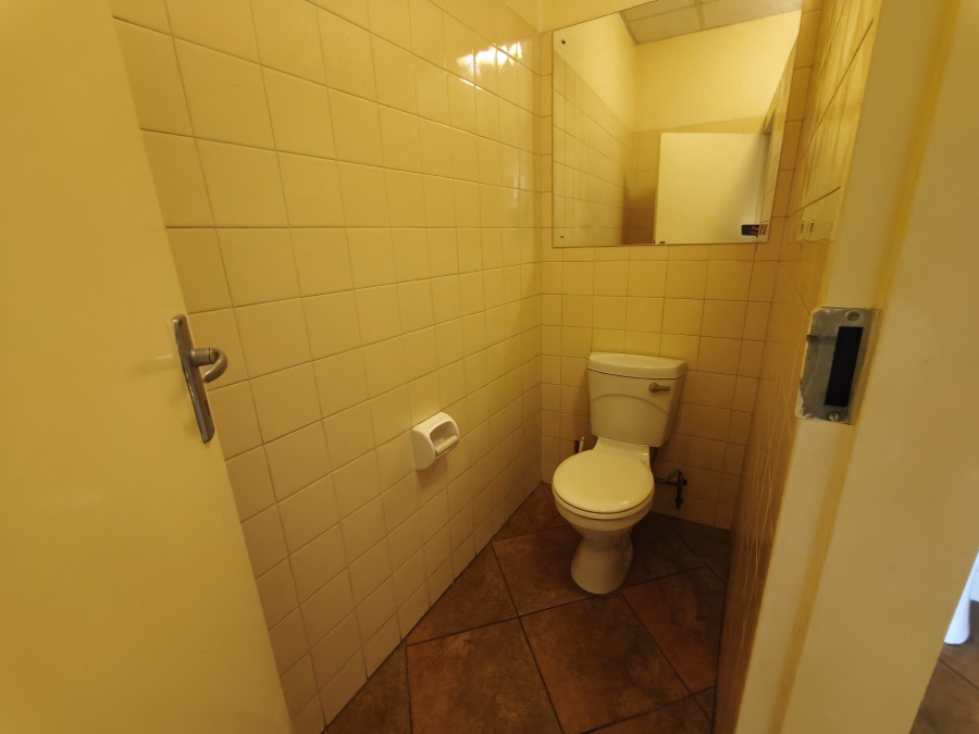To Let 4 Bedroom Property for Rent in Farrar Park Gauteng