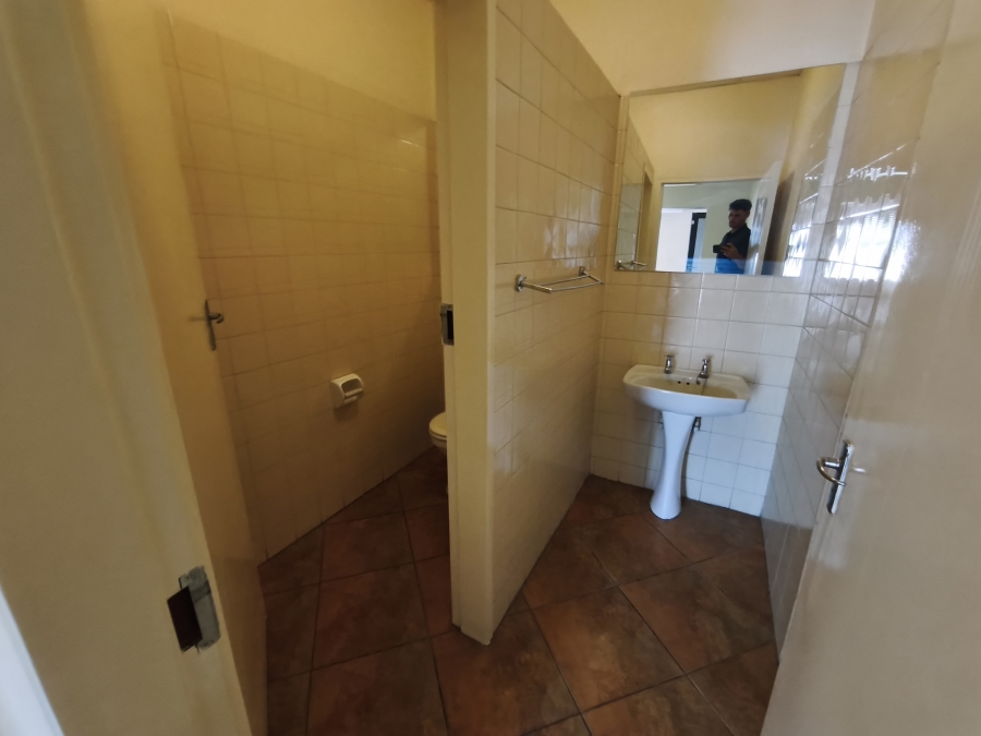 To Let 4 Bedroom Property for Rent in Farrar Park Gauteng
