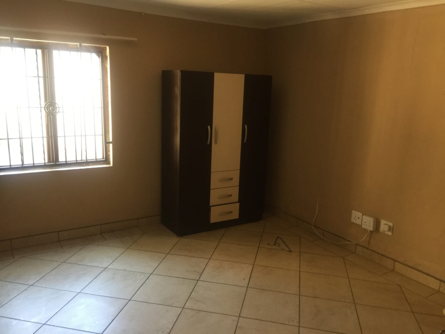 4 Bedroom Property for Sale in Northmead Gauteng