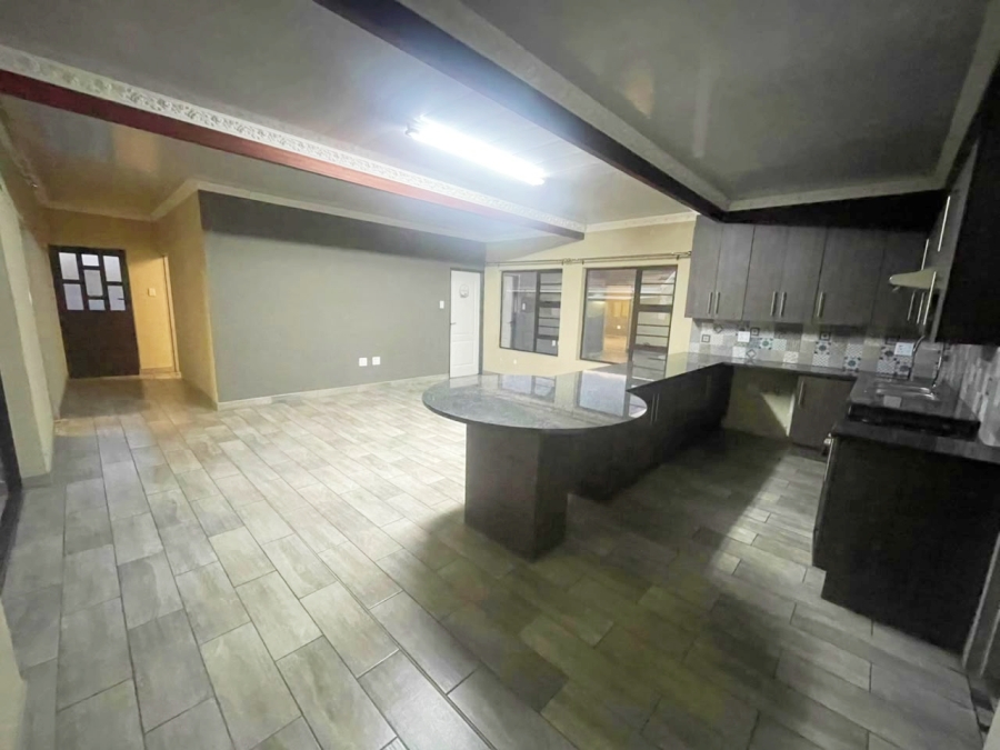 To Let 3 Bedroom Property for Rent in Parkrand Gauteng