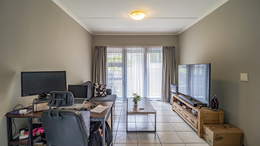 2 Bedroom Property for Sale in Noordhang Gauteng
