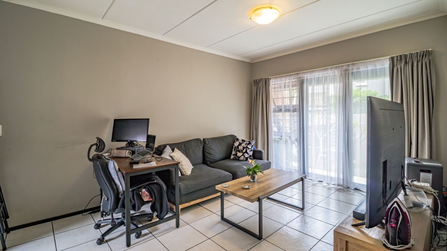 2 Bedroom Property for Sale in Noordhang Gauteng