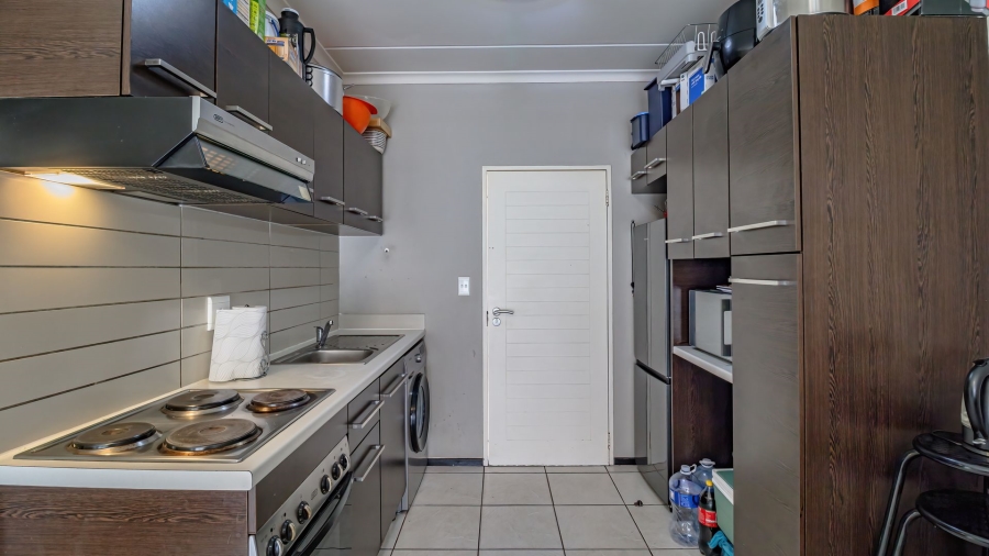 2 Bedroom Property for Sale in Noordhang Gauteng