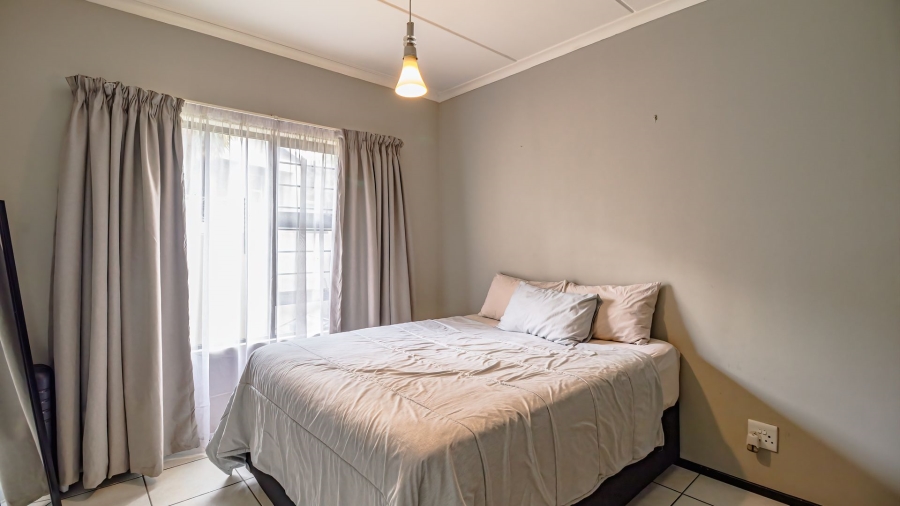 2 Bedroom Property for Sale in Noordhang Gauteng