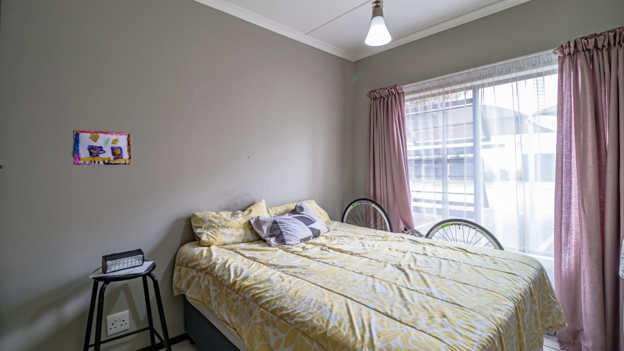 2 Bedroom Property for Sale in Noordhang Gauteng