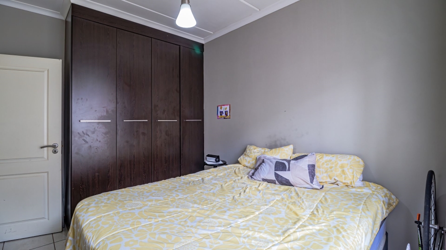 2 Bedroom Property for Sale in Noordhang Gauteng