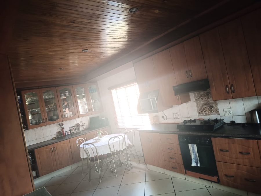 4 Bedroom Property for Sale in Regents Park Gauteng