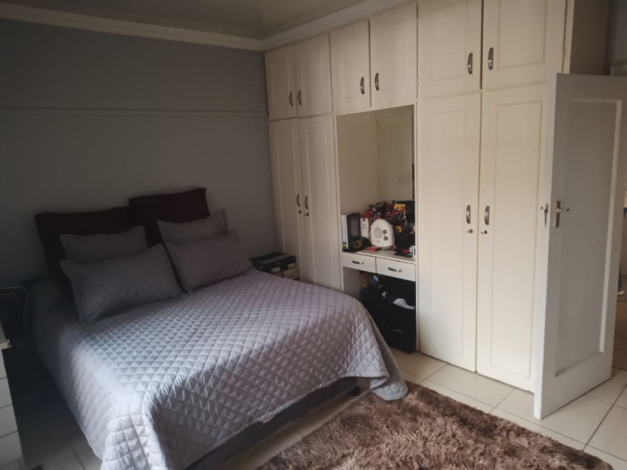 4 Bedroom Property for Sale in Regents Park Gauteng