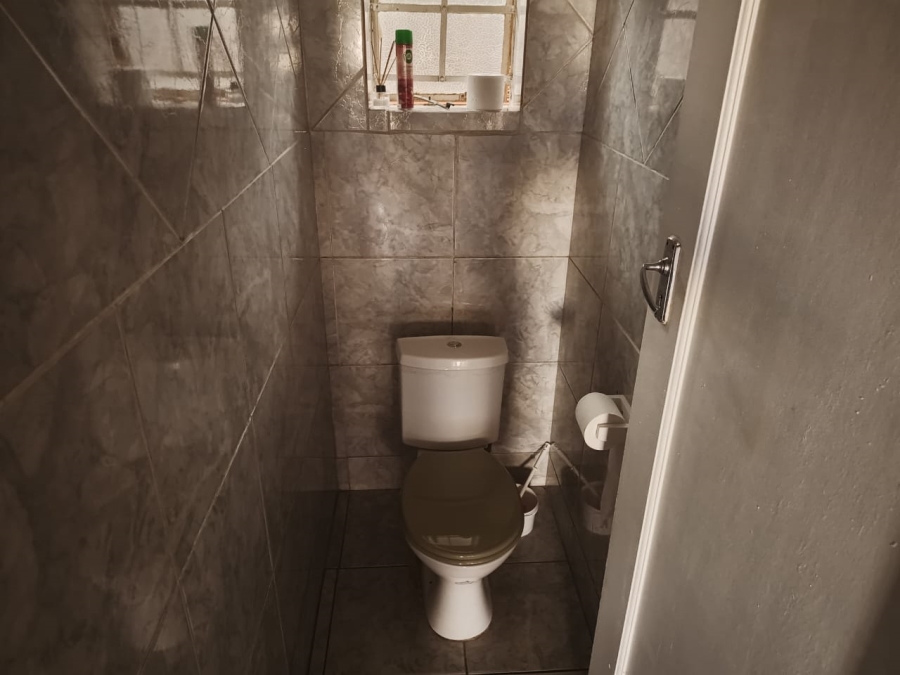4 Bedroom Property for Sale in Regents Park Gauteng