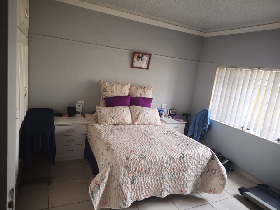 4 Bedroom Property for Sale in Regents Park Gauteng