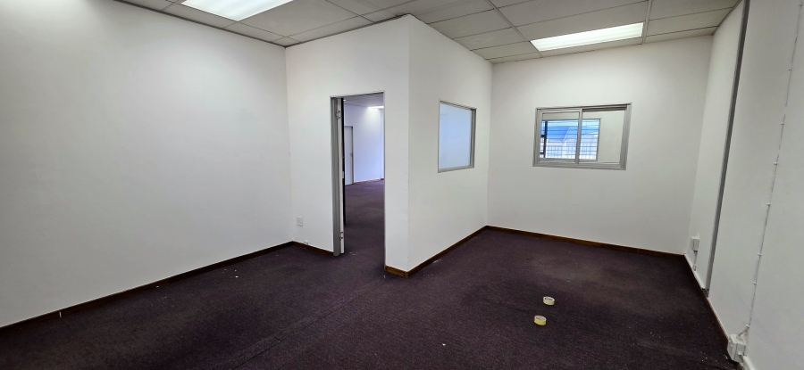 To Let Commercial Property for Rent in Barbeque Downs Gauteng