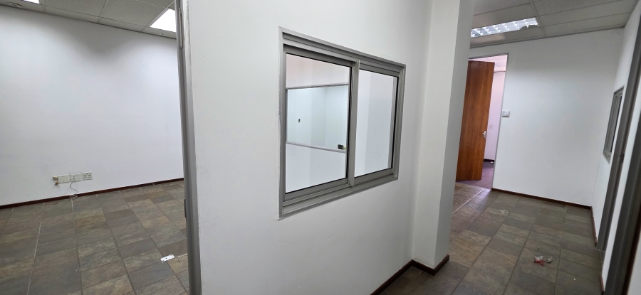 To Let Commercial Property for Rent in Barbeque Downs Gauteng