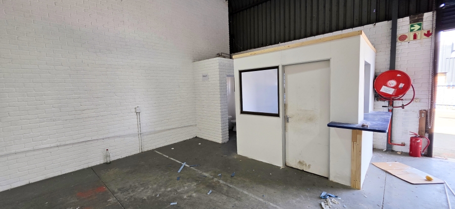 To Let Commercial Property for Rent in Barbeque Downs Gauteng