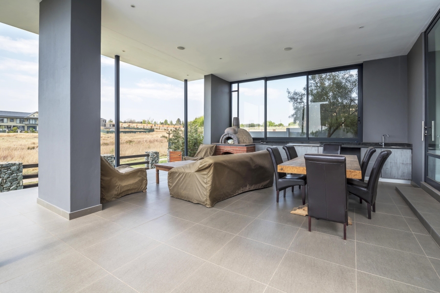 4 Bedroom Property for Sale in Waterfall Country Estate Gauteng