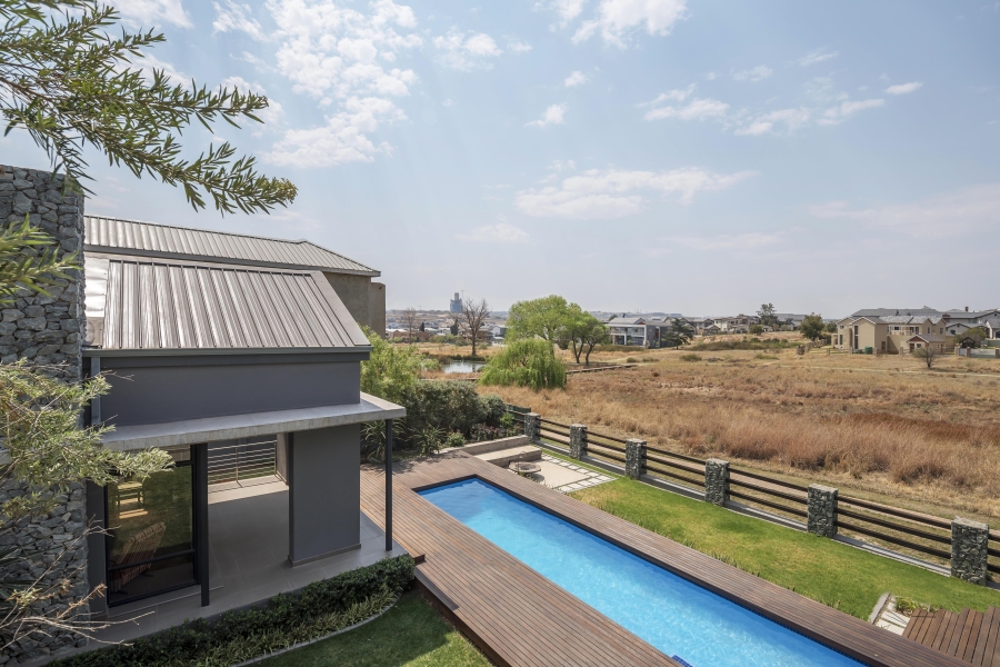 4 Bedroom Property for Sale in Waterfall Country Estate Gauteng