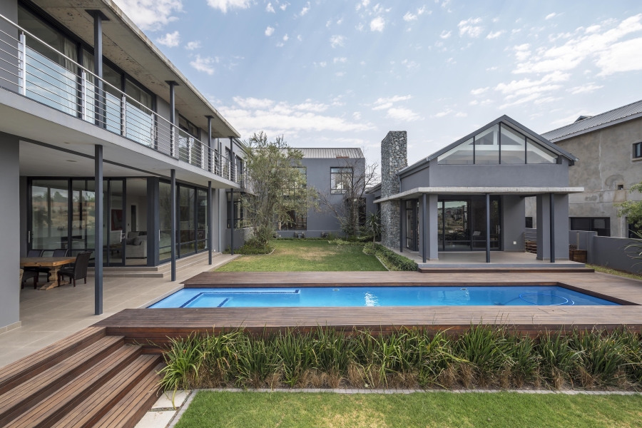 4 Bedroom Property for Sale in Waterfall Country Estate Gauteng